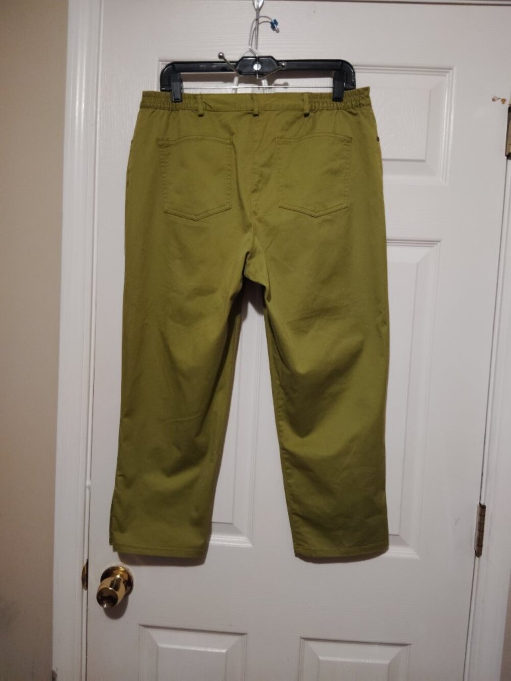 Ruby Rd favorites womens size 10 Olive Green Stretch 98% Cotton Pants Button hem - Picture 3 of 5
